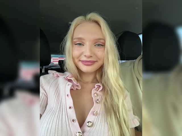 AmmyAlexInPublic