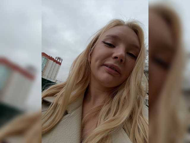 AmmyAlexInPublic