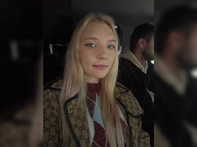 AmmyAlexInPublic