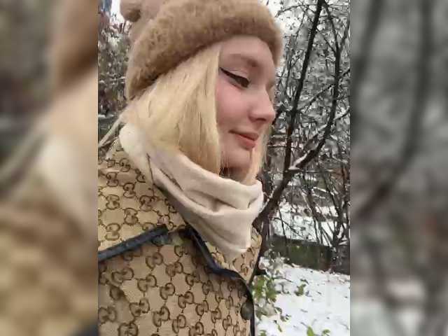 AmmyAlexInPublic