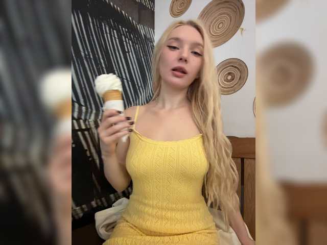 AmmyAlexInPublic