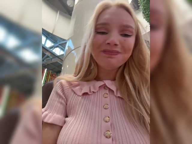 AmmyAlexInPublic