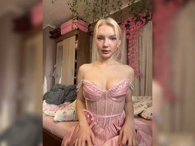 go to chat with AmmmyInPublic