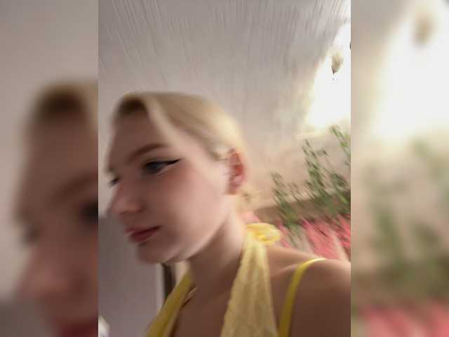 AmmmyInPublic