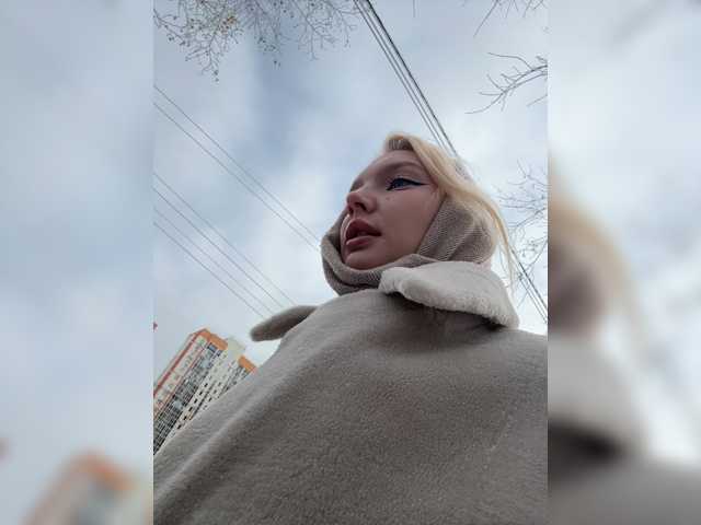 AmmyAlexInPublic live cam on BongaCams