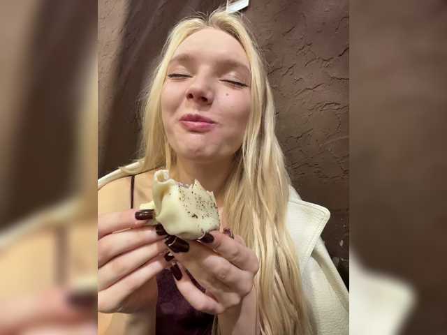 AmmyAlexInPublic