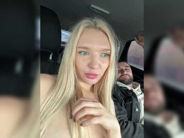 AmmyAlexInPublic live cam on BongaCams