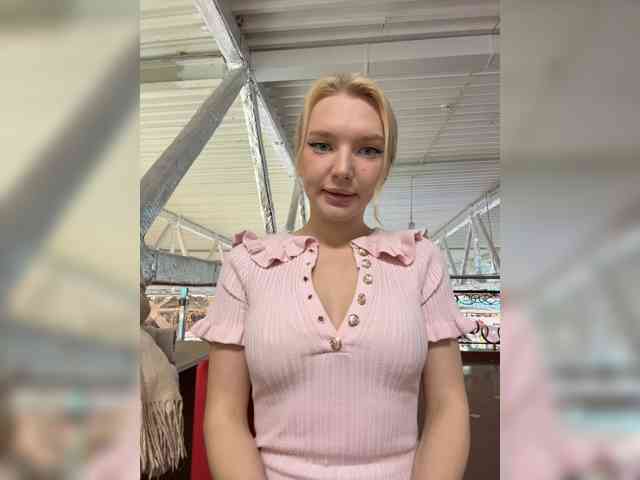 AmmmyInPublic