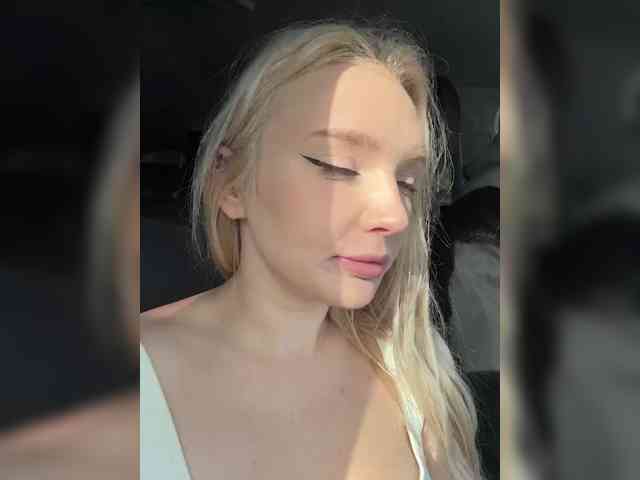 AmmyAlexInPublic