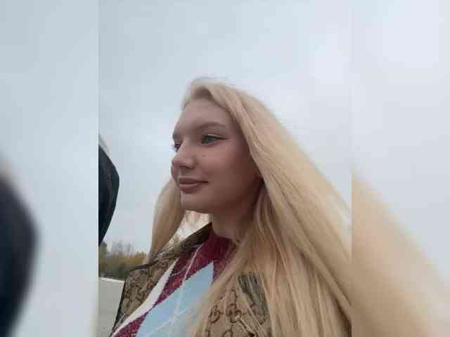 AmmyAlexInPublic