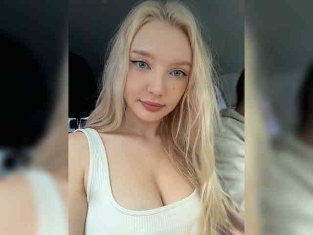AmmyAlexInPublic