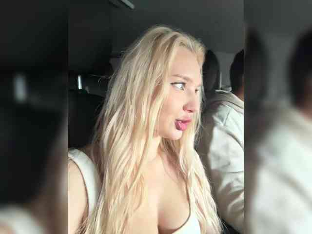 AmmyAlexInPublic