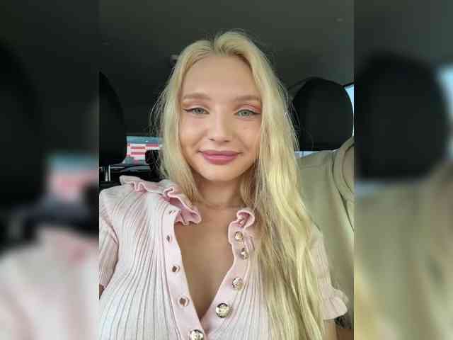 AmmyAlexInPublic