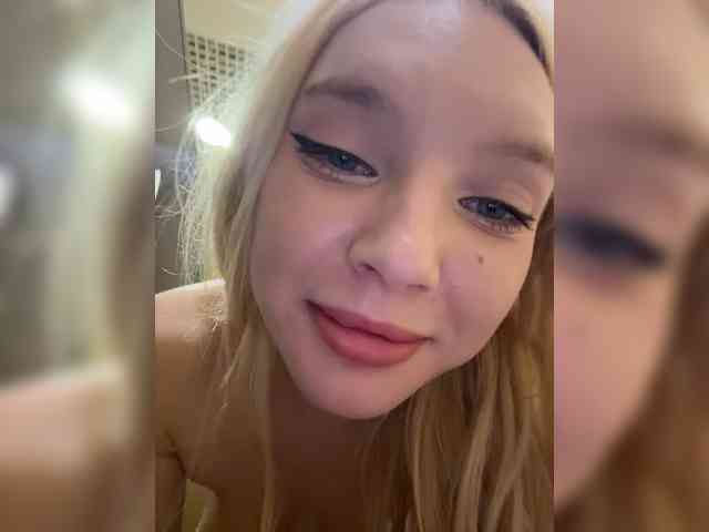 AmmyAlexInPublic