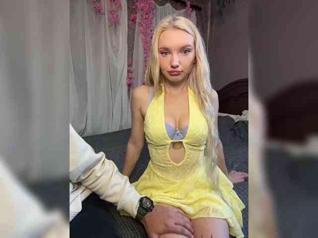 AmmyAlexInPublic