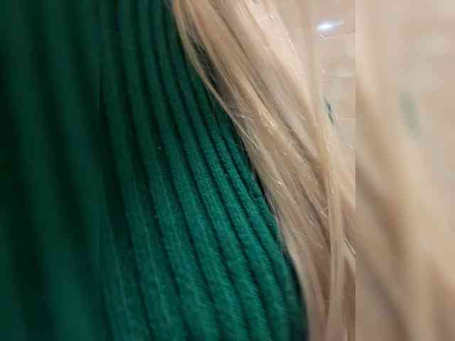 AmmyAlexInPublic