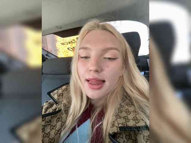 AmmyAlexInPublic