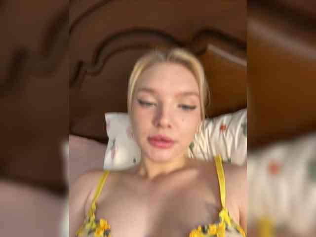 AmmyAlexInPublic