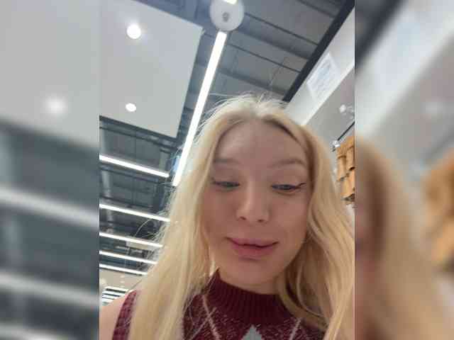 AmmyAlexInPublic