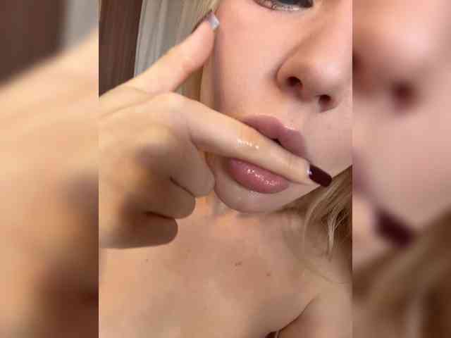 AmmyAlexInPublic