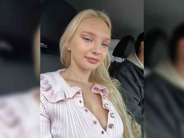 AmmyAlexInPublic