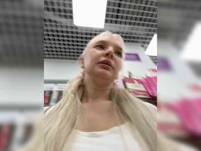 AmmyAlexInPublic