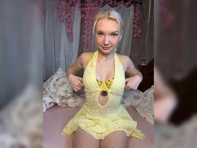 AmmyAlexInPublic