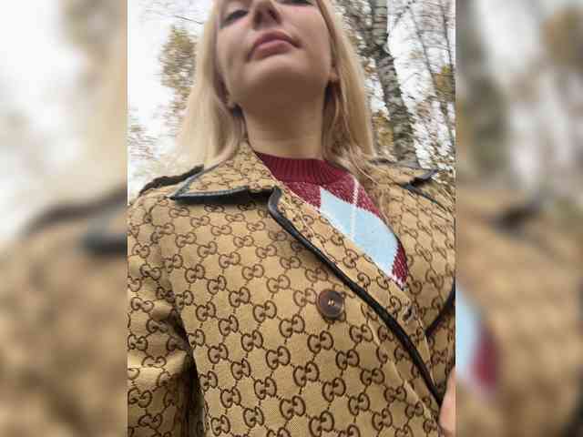 AmmyAlexInPublic