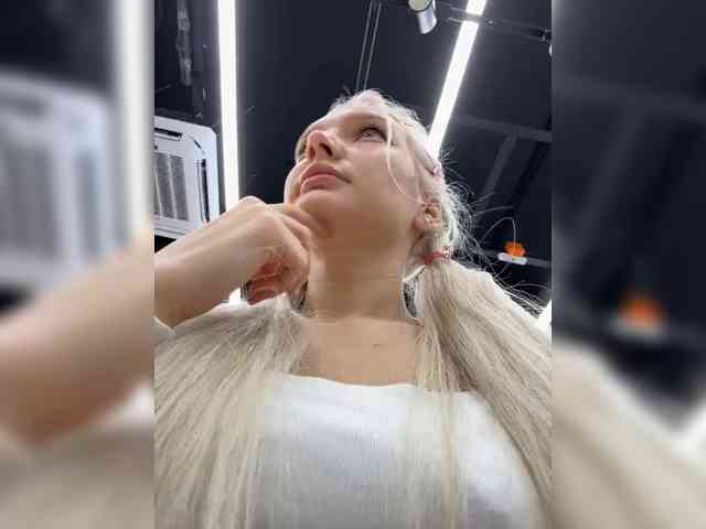 AmmyAlexInPublic
