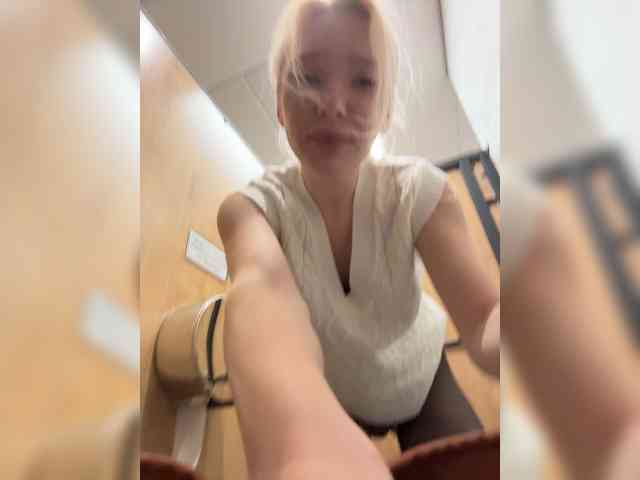 AmmyAlexInPublic AmmyAlexInPublic