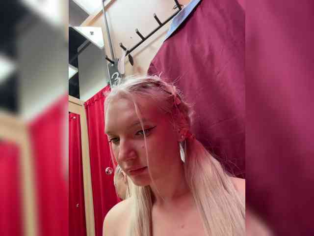 AmmmyInPublic