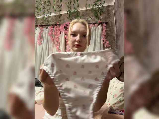 AmmmyInPublic