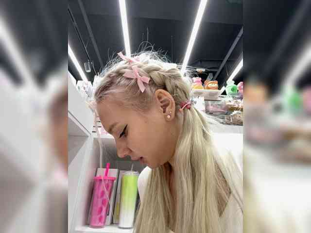 AmmyAlexInPublic