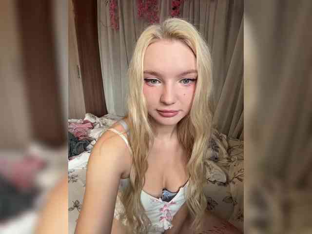 AmmyAlexInPublic