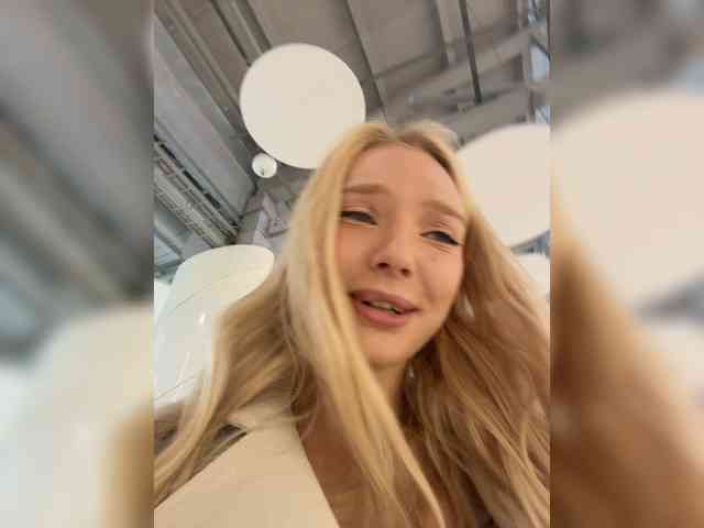 AmmyAlexInPublic