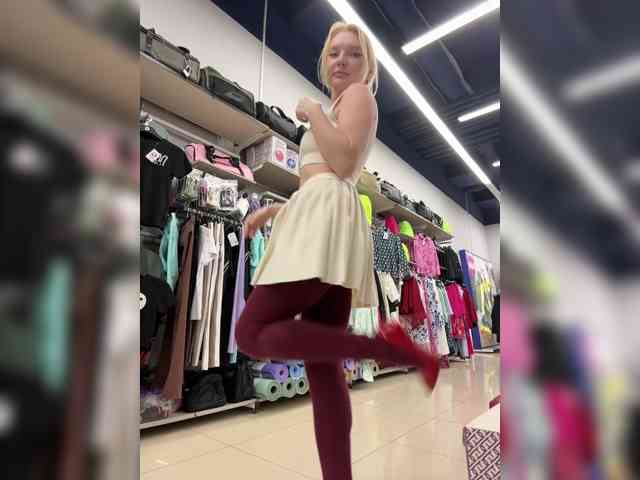 AmmmyInPublic