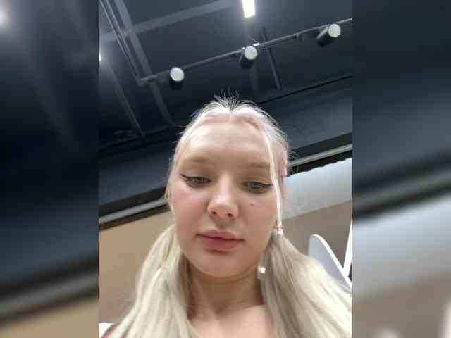 AmmyAlexInPublic