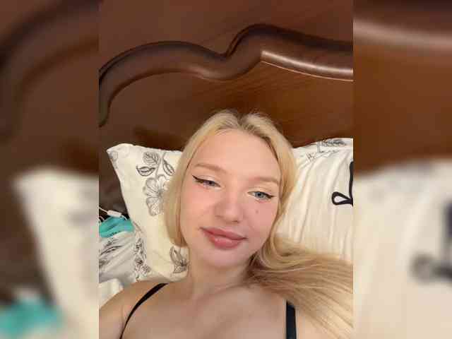 AmmyAlexInPublic