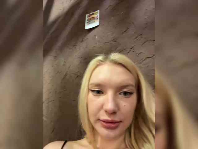 AmmyAlexInPublic