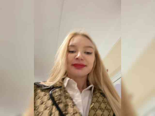 AmmyAlexInPublic