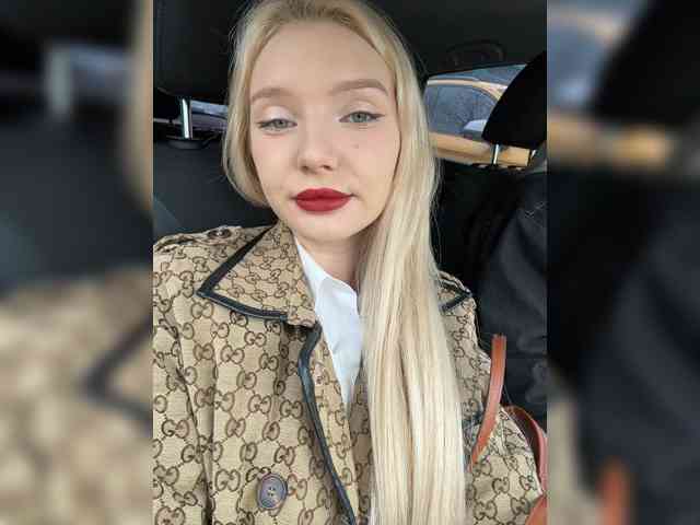 AmmyAlexInPublic