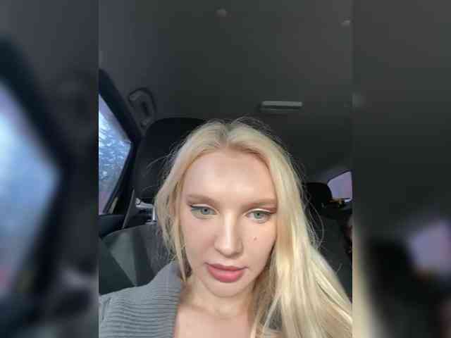 AmmyAlexInPublic