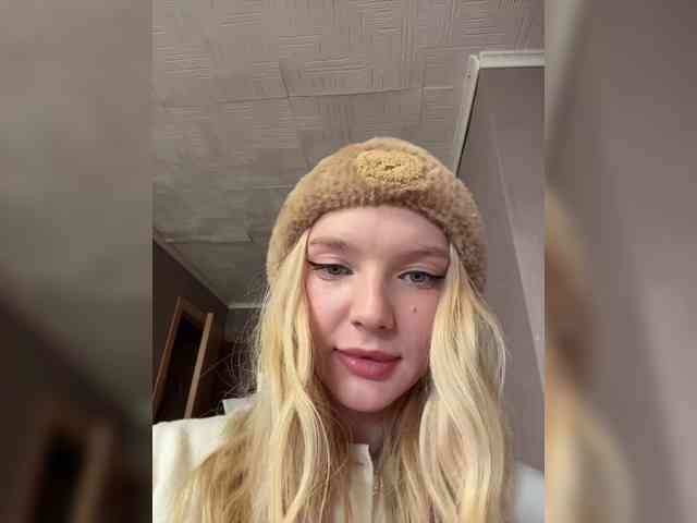 AmmyAlexInPublic
