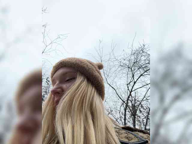 AmmyAlexInPublic