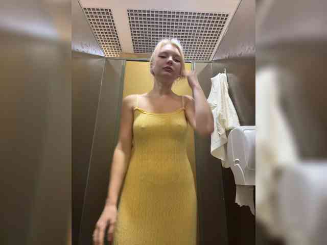 AmmyAlexInPublic AmmyAlexInPublic