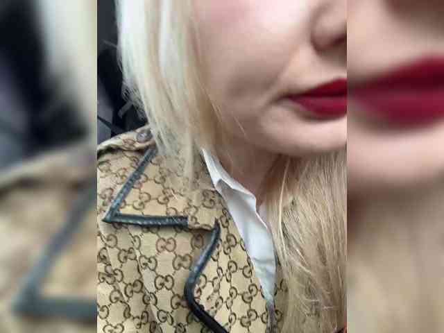 AmmyAlexInPublic
