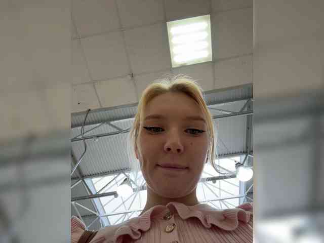 amateur sex AmmyAlexInPublic