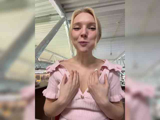 AmmyAlexInPublic