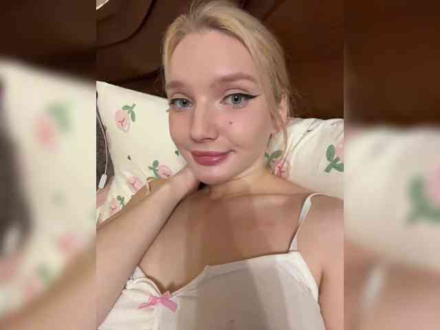AmmyAlexInPublic