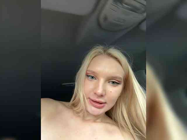 AmmyAlexInPublic